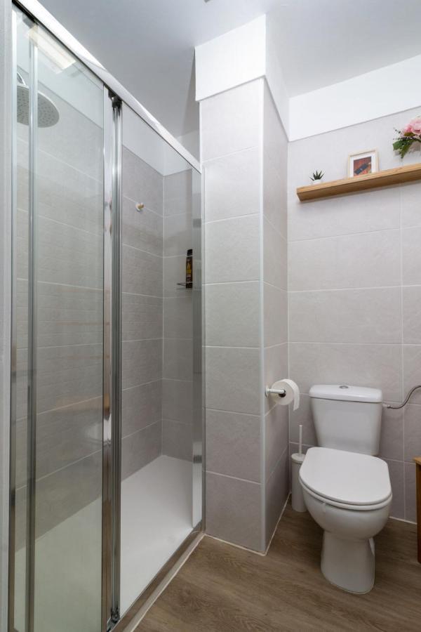 Homeforguest New Modern Apartment With Pool Arona  Eksteriør bilde